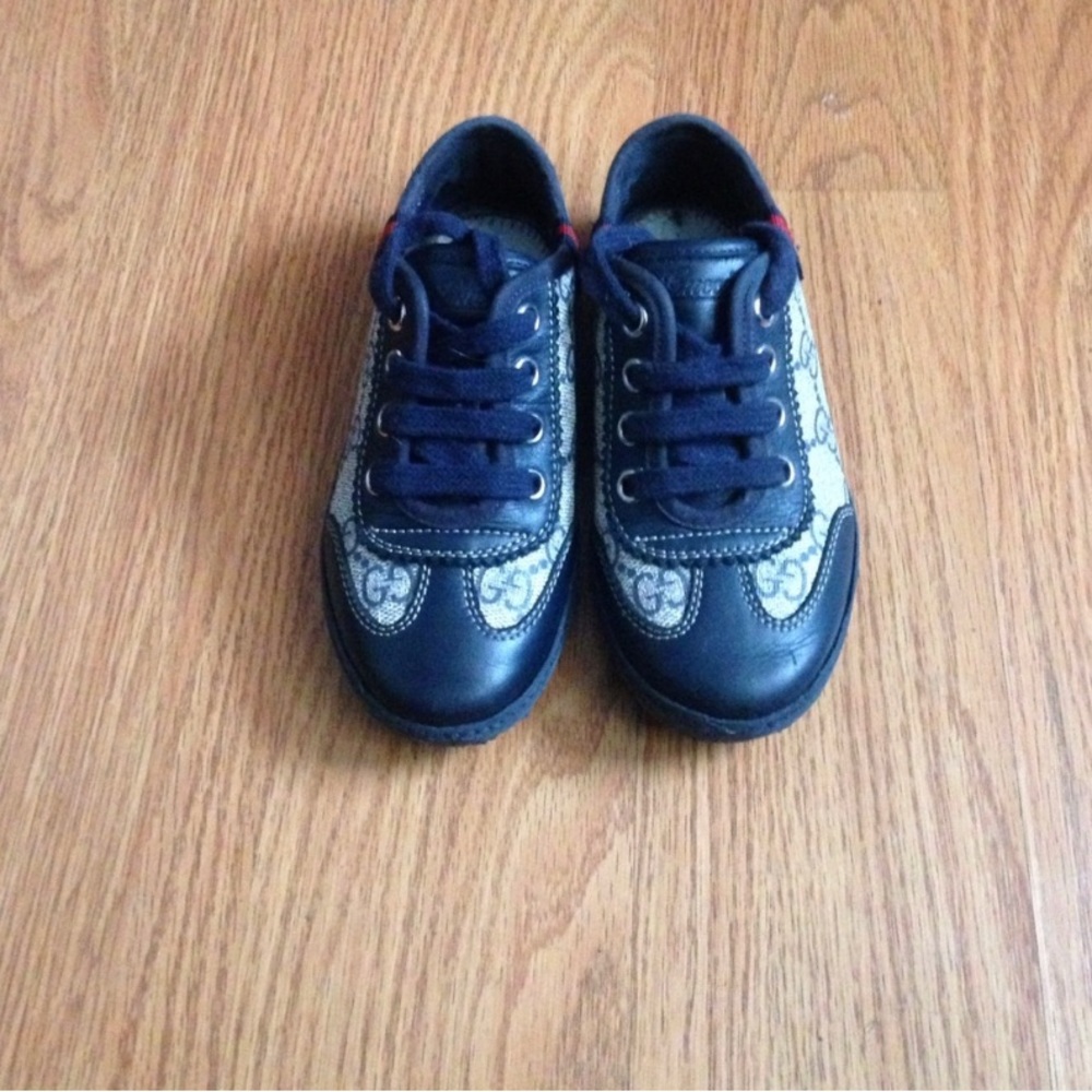 Gucci kids shoe